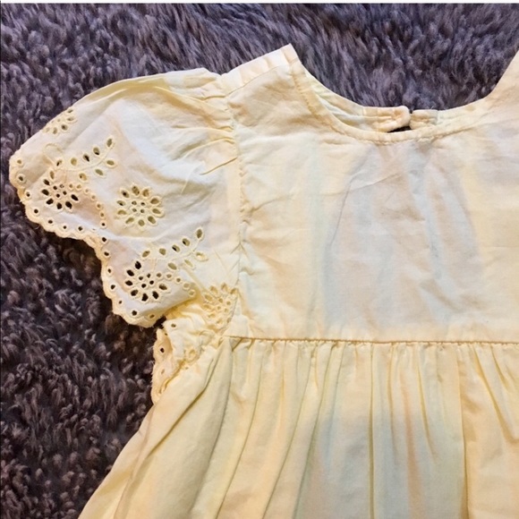 🆕HP🎉Old Navy Girls Flutter-Sleeve Eyelet Dress - Picture 5 of 8